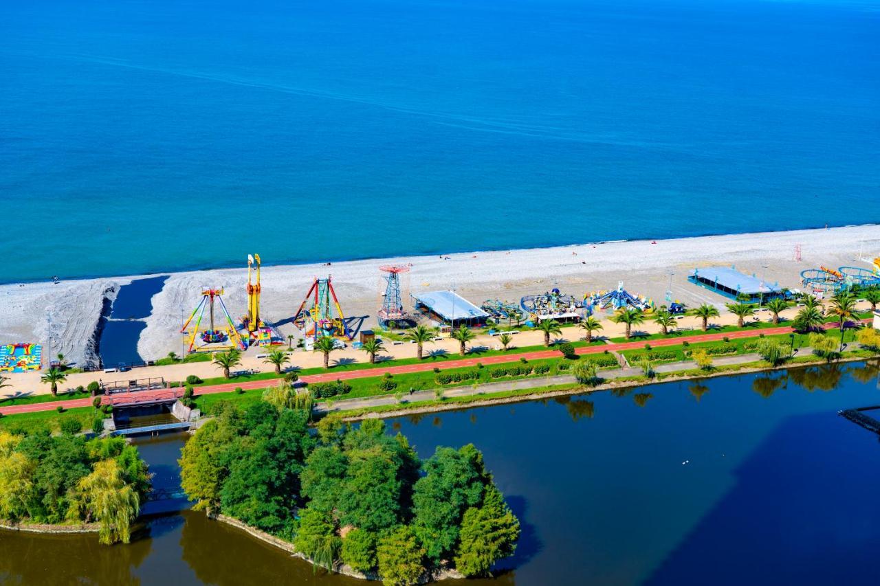 Orbi Sea View Apartment Batumi Exterior photo